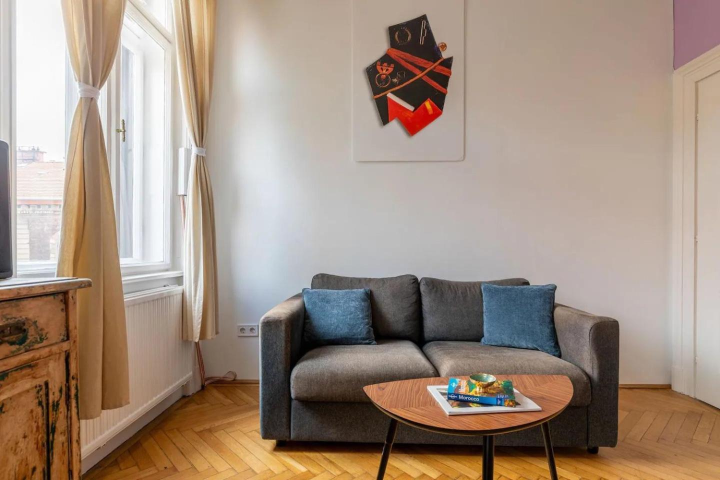 Budapestayz - Izabella Studios Kültér fotó