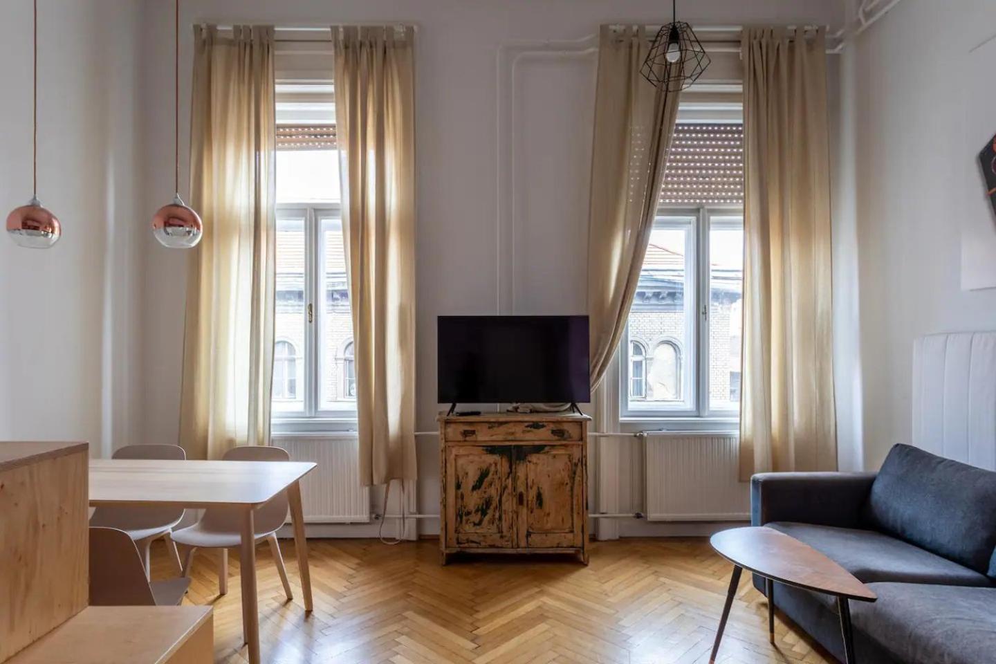 Budapestayz - Izabella Studios Kültér fotó