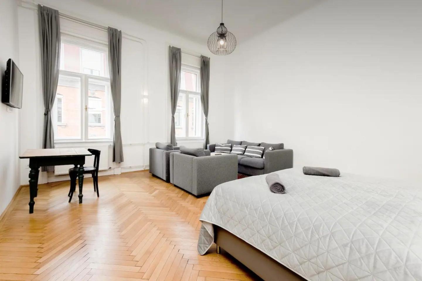Budapestayz - Izabella Studios Kültér fotó