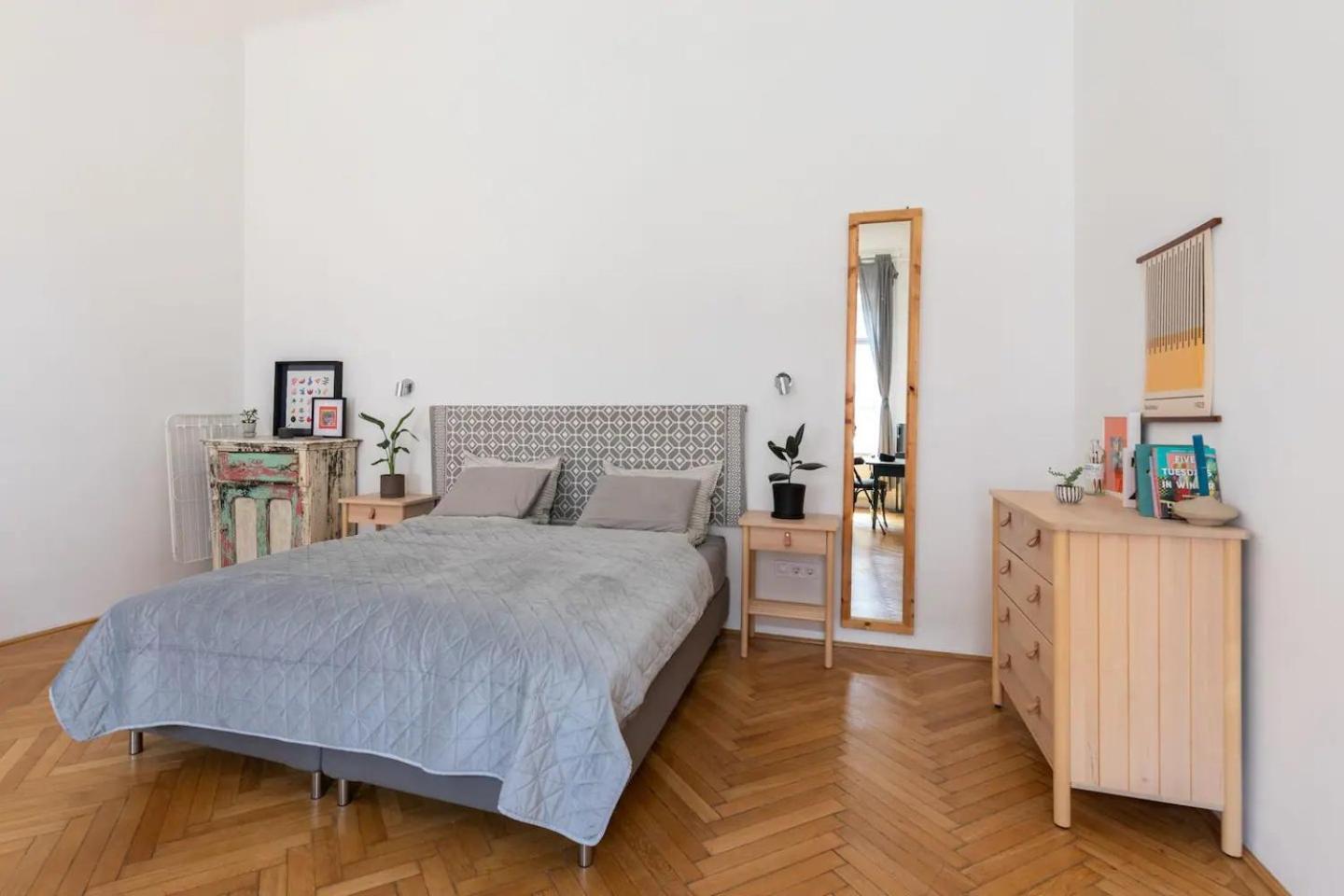 Budapestayz - Izabella Studios Kültér fotó